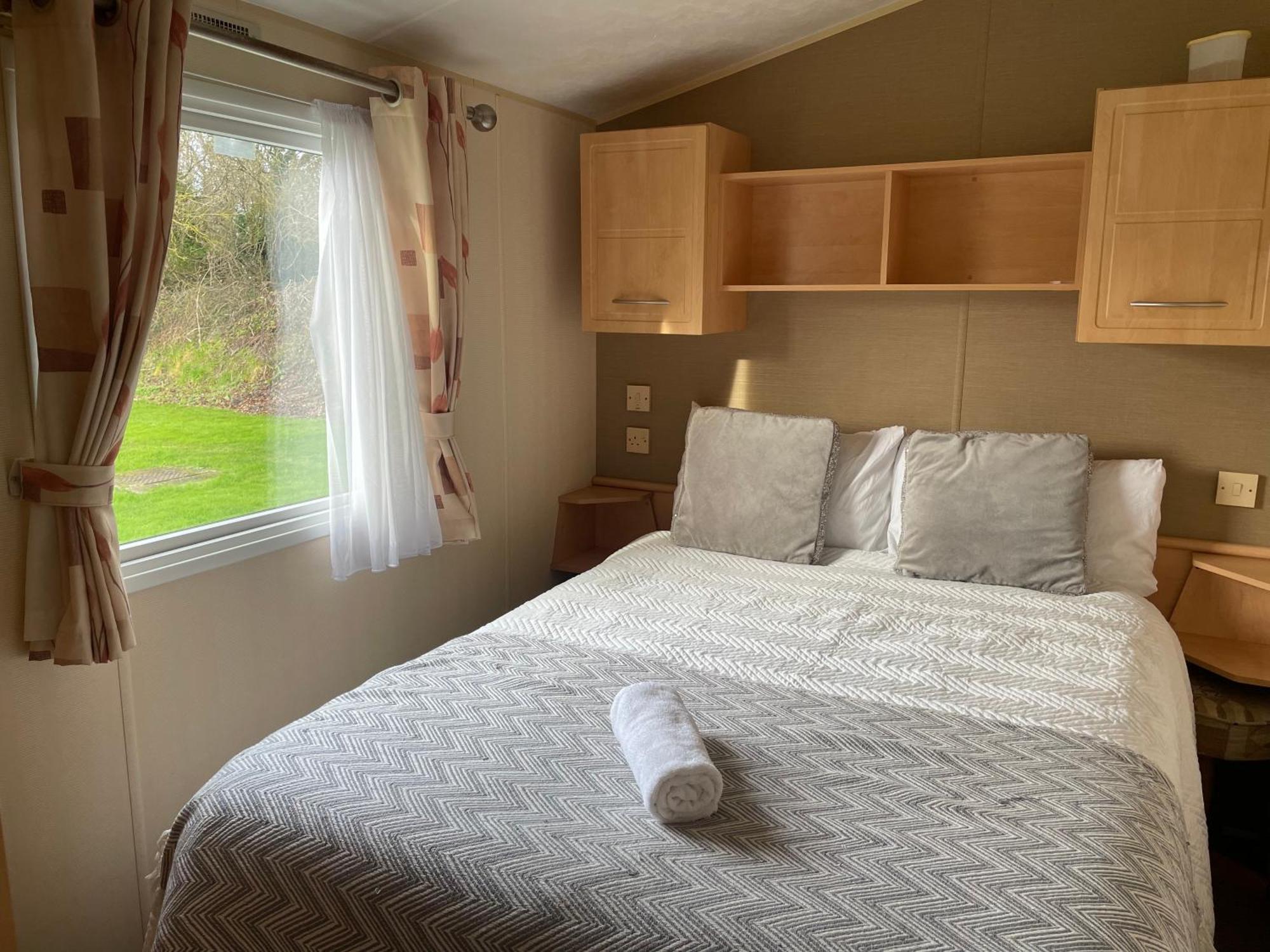 Cosy 3 Bedroom Caravan, South Cerney Dış mekan fotoğraf